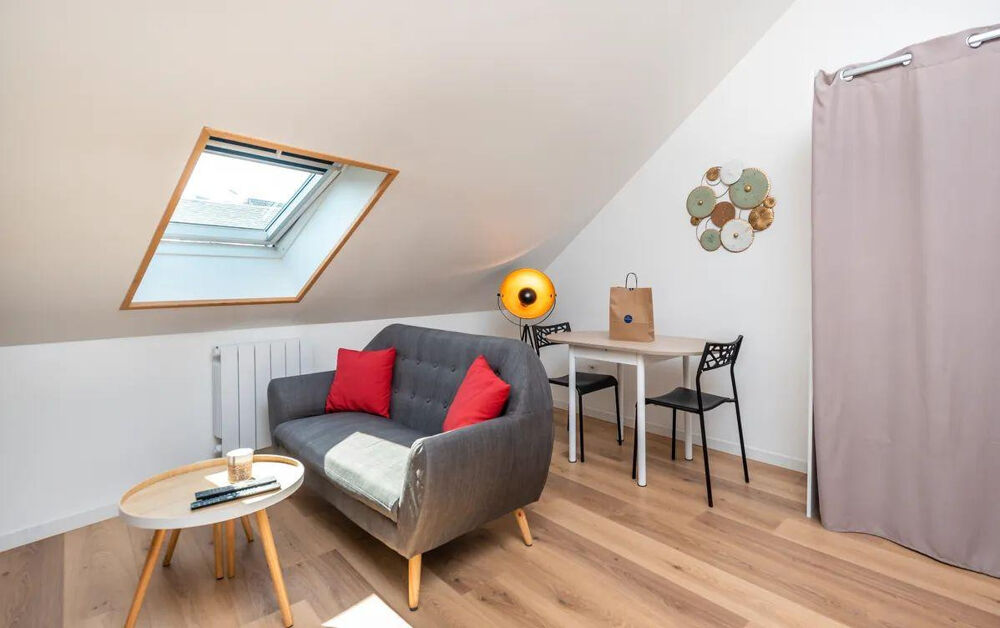 Location Appartement Beau studio/2P meublé rénové 23m2 à Amiens Amiens