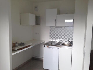 Location Appartement T2 avec balcon+ parking à Issy les Moulineaux Issy-les-moulineaux