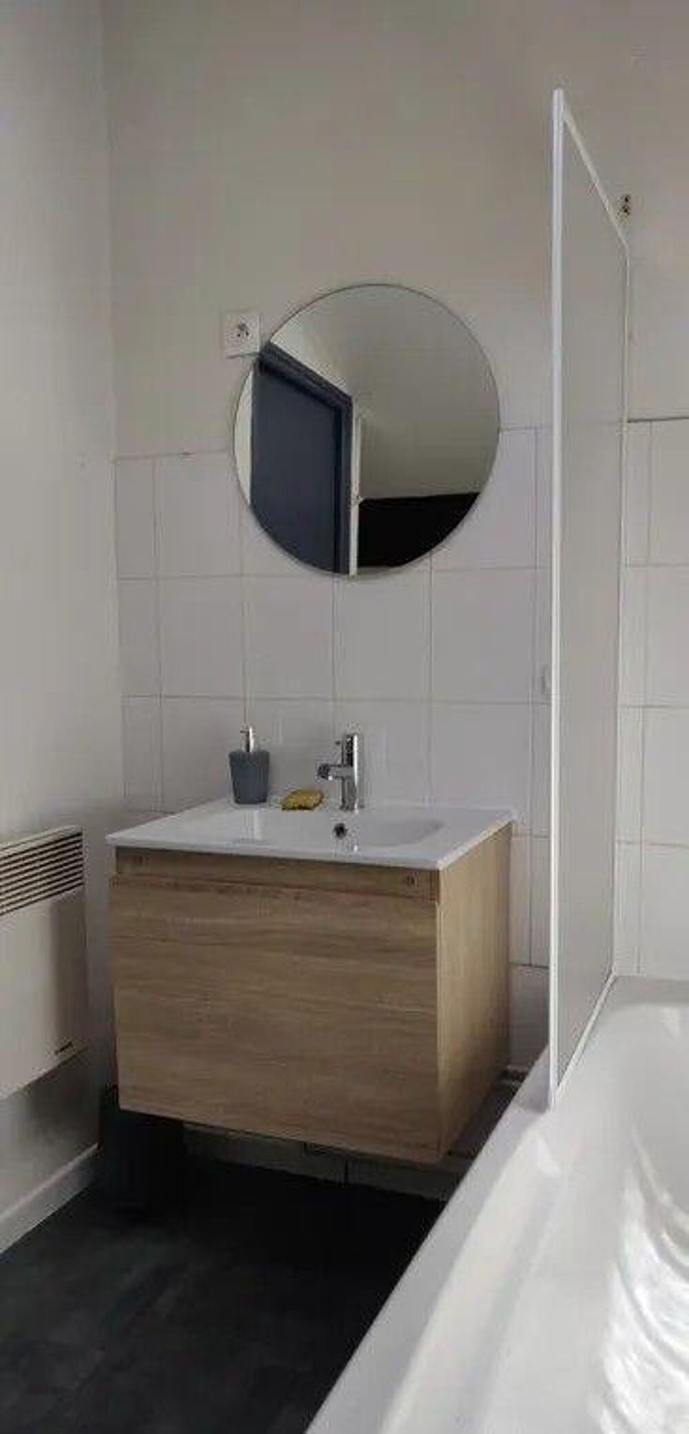 Location Appartement Beau studio meublé 20m² dans rue calme Nancy