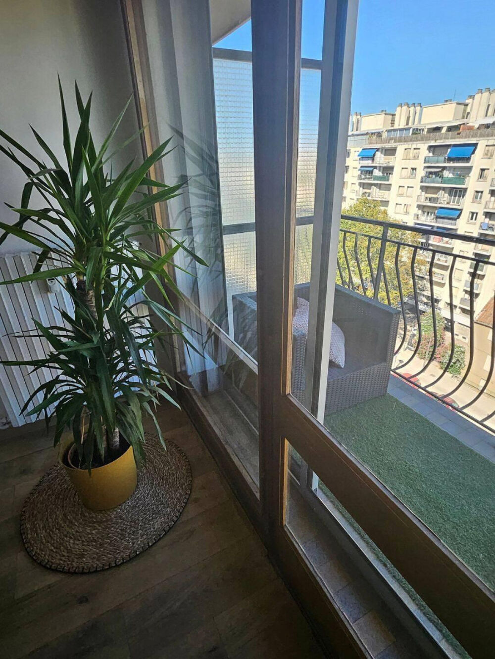 Location Appartement Duplex avec toit terrasse de 36m2 à 2 pas du métro Marseille 4