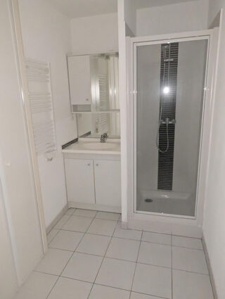 Location Appartement T2 avec terrasse Pessac bourg résidence standing Pessac