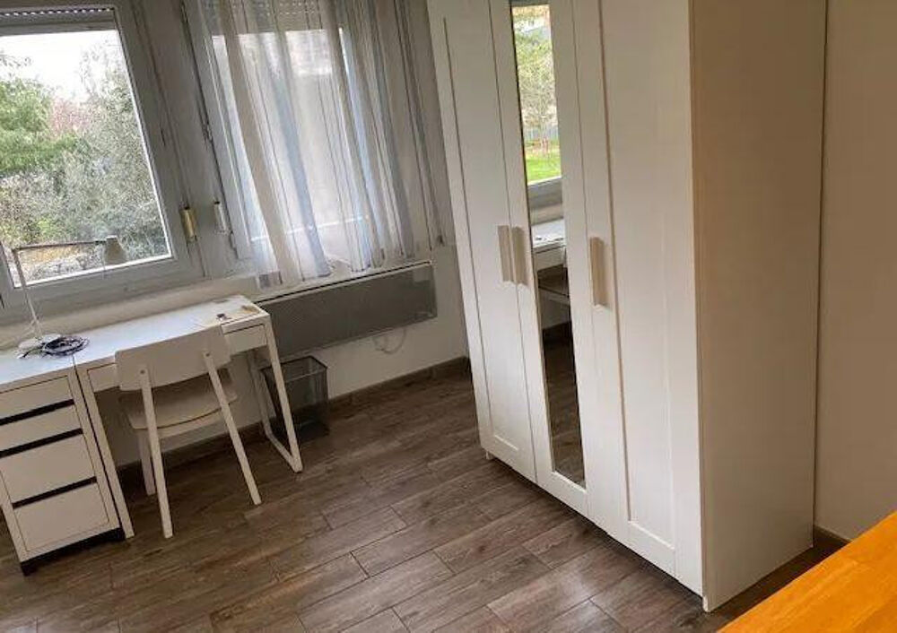 Location Appartement Beau studio 24m2 meublé à Lyon 7 (Gerland) Lyon 7