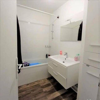 Appartement à louer 3 pièces 66 m²