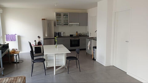   Chambre dans grande colocation 
