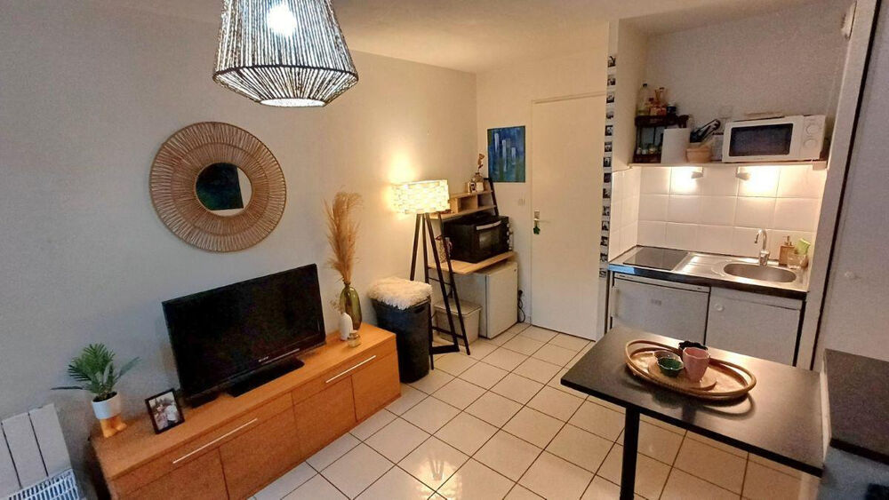 Location Appartement Beau studio meublé 22m² avec balcon Compans Toulouse