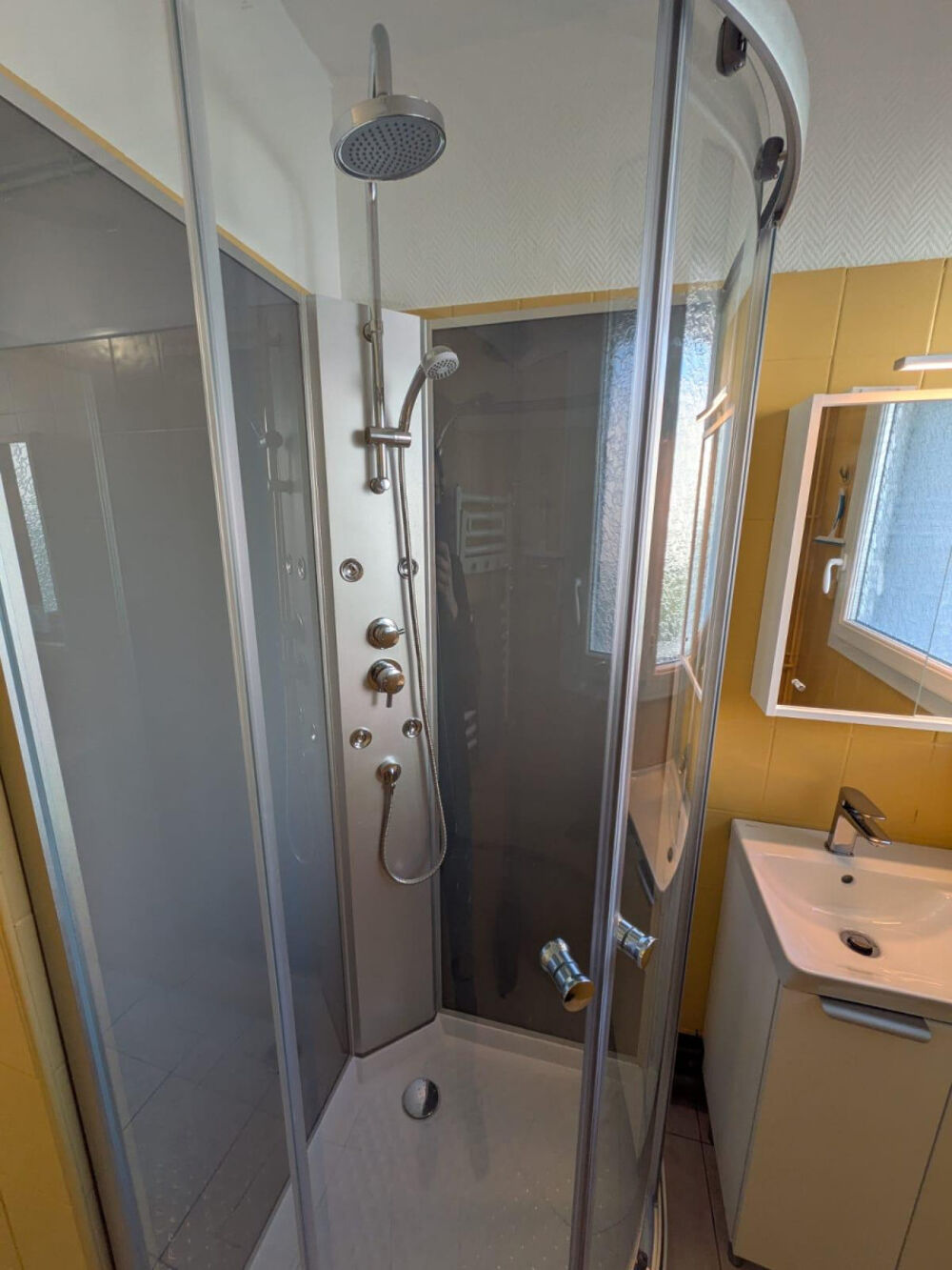   Colocation dans une grande chambre Mérignac