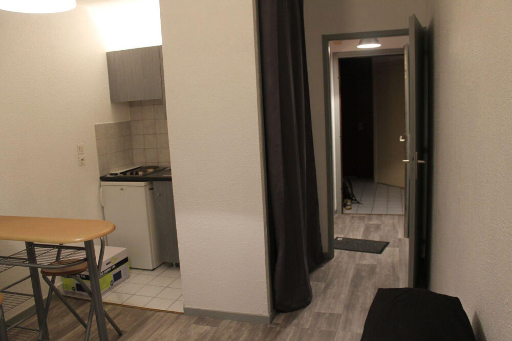 Location Appartement Loue charmant studio pour étudiant Chambéry centre Chambéry