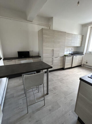 Location Appartement Grand T2 plein centre-ville Brest