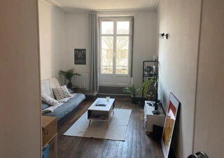 Location Appartement Beau 2P meublé 37m² plein centre en bon état Nantes