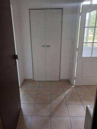 Location Appartement Beau DUPLEX 5 PIECES DANS PETITE RESIDENCE Fresnes-sur-marne