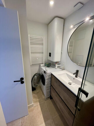  Appartement à louer 2 pièces 43 m²