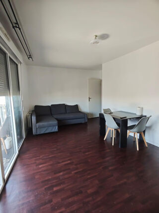  Appartement à louer 4 pièces 78 m²