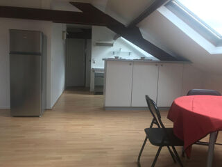 Location Appartement Charmant appartement baigné de soleil Puteaux