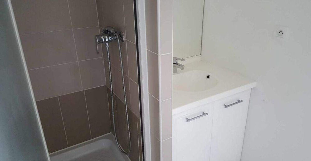 Location Appartement Beau T2 49 m² Félix Lemoine avec parking Nantes