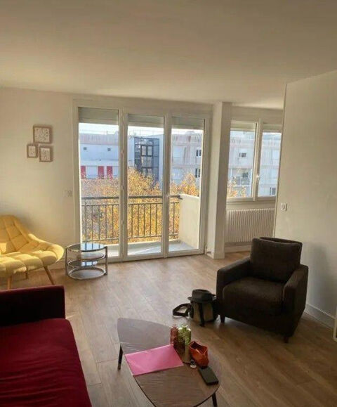 Chambre &agrave; louer dans appartement 85m&sup2; r&eacute;nov&eacute; 550 33000 Bordeaux