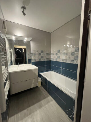  Appartement à louer 1 pièce 96 m²