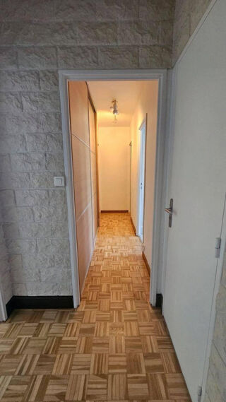  Appartement à louer 3 pièces 61 m²
