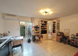Location Appartement Studio 26 m² terrasse – Rue Coupefer (bail 2 mois) Toulouse