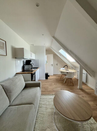 Location Appartement LOCATION STUDIO/T1 MEUBLE HYPERCENTRE GUINGAMP Guingamp
