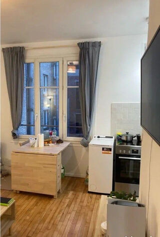 Location Appartement Beau 2P meublé 32m² refait à neuf au calme Clichy