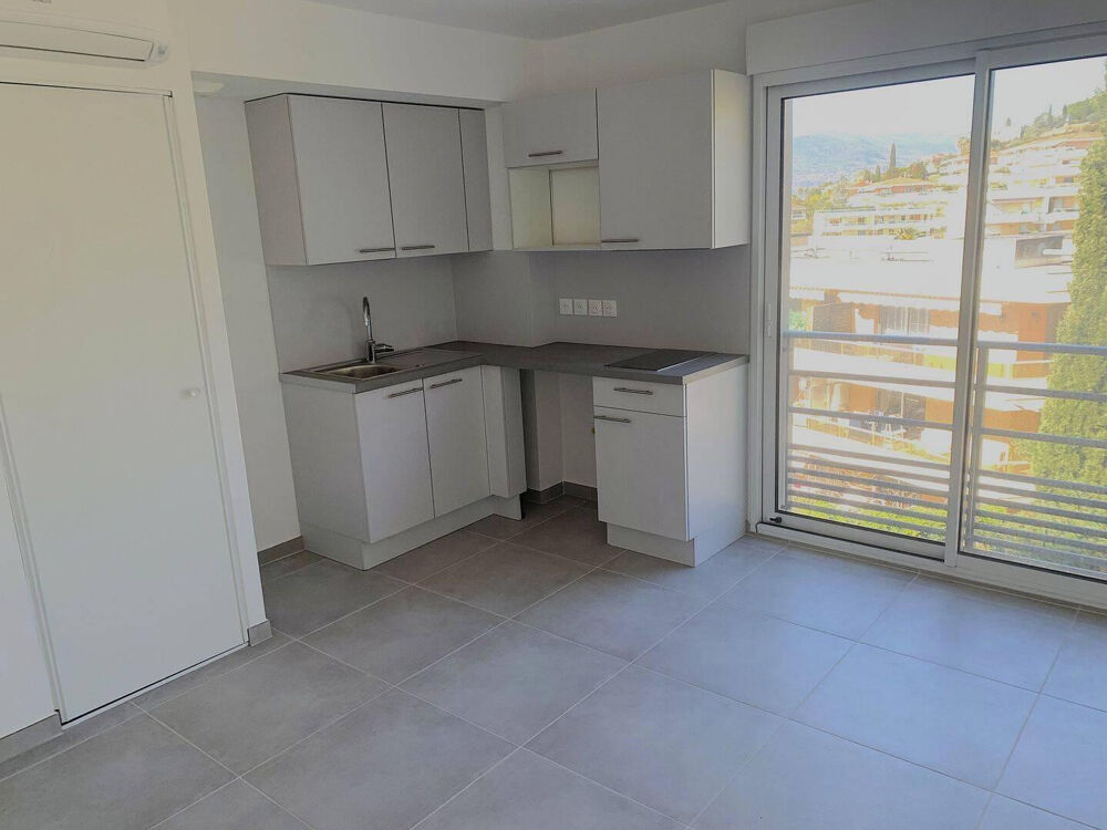 Location Appartement Beau studio NEUF avec terrasse NICE LANTERNE Nice