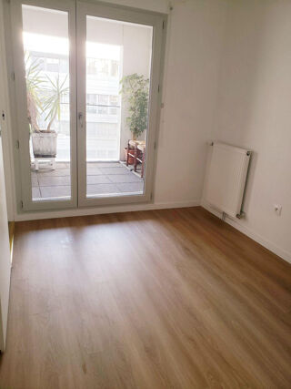 Location Appartement Appt T3 Balcon, Parking, Asnières sur Seine 1 650€ Asnières-sur-seine