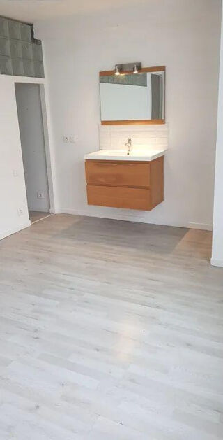  Appartement à louer 3 pièces 59 m²