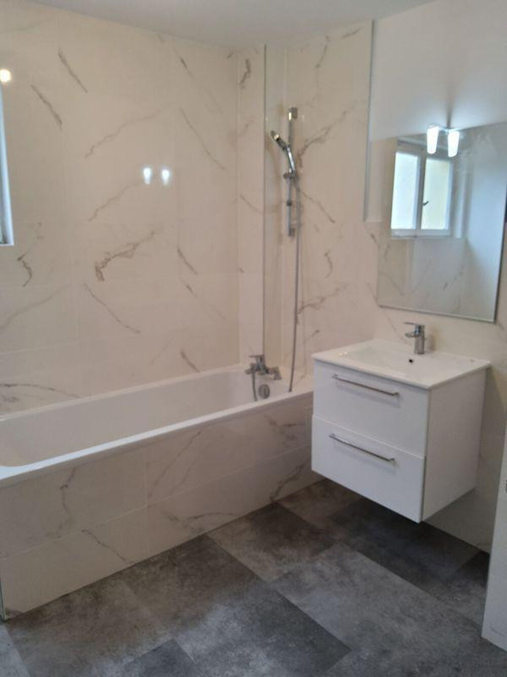 Location Appartement Beau T4 de 90m² spacieux, lumineux refait à neuf Strasbourg