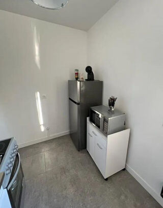 Location Appartement Beau studio 34 m2 meublé au calme à Noisy le grand Noisy-le-grand