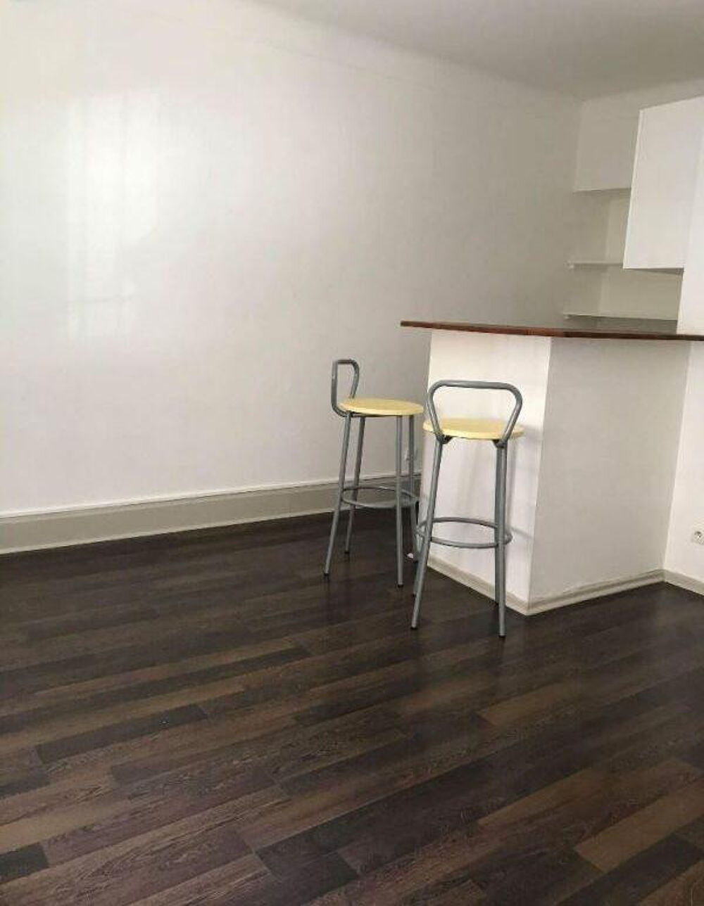 Location Appartement Studio à louer secteur République Paris 10