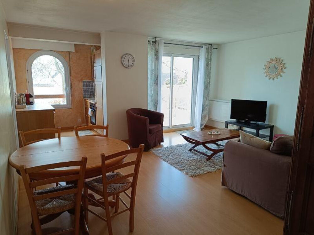 Location Appartement Proche gare maritime T2 meublé lumineux -parking Vannes