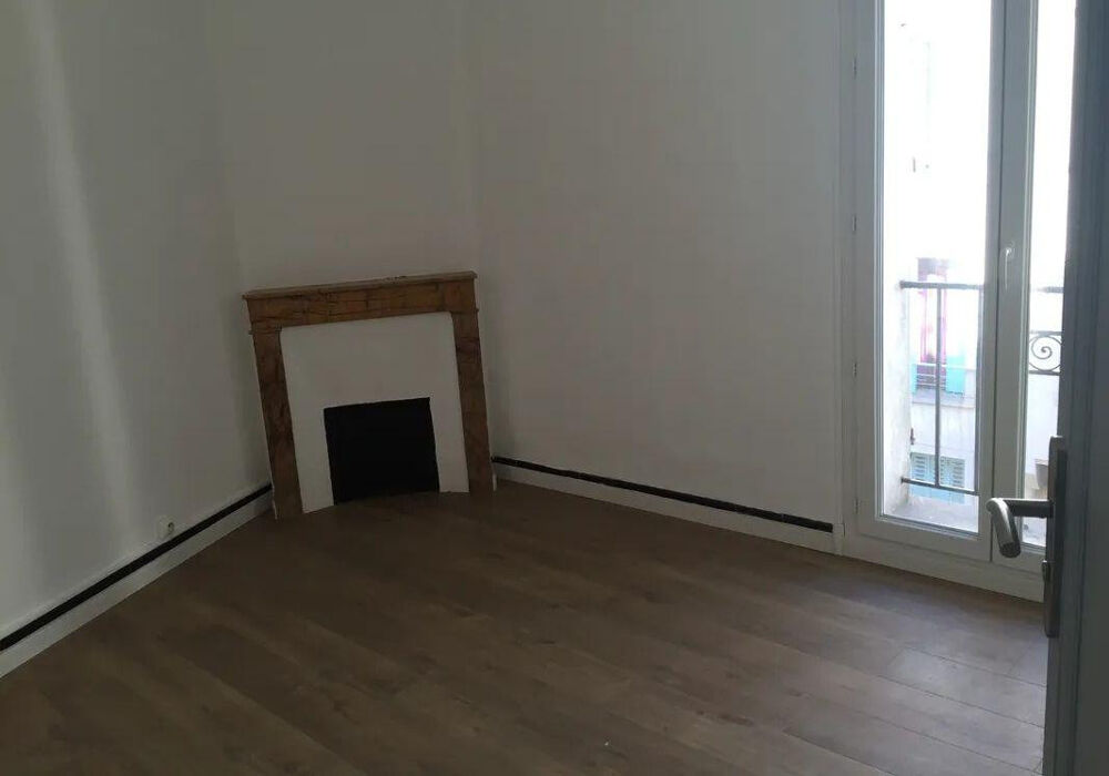 Location Appartement Beau 2P meublé et rénové 48m² avec balcon Marseille 7