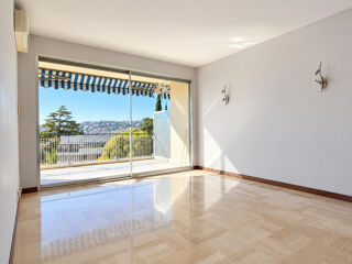 Vente Appartement Appartement  - 3 pièces  - 81.21 m² Nice