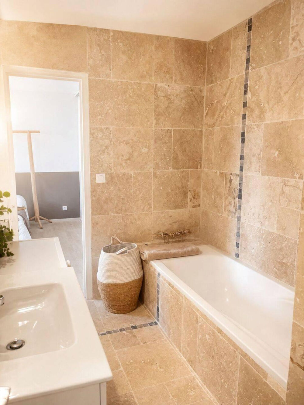 Location Appartement Beau T3 55m² entièrement rénové à neuf déco Bali Lattes