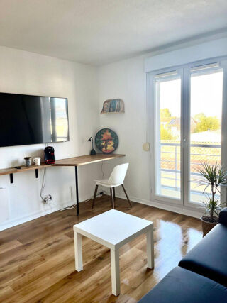Location Appartement Beau studio avec parking/balcon Bail étudiant Talence