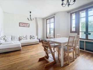  Appartement à louer 3 pièces 57 m²