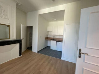  Appartement à louer 1 pièce 26 m²