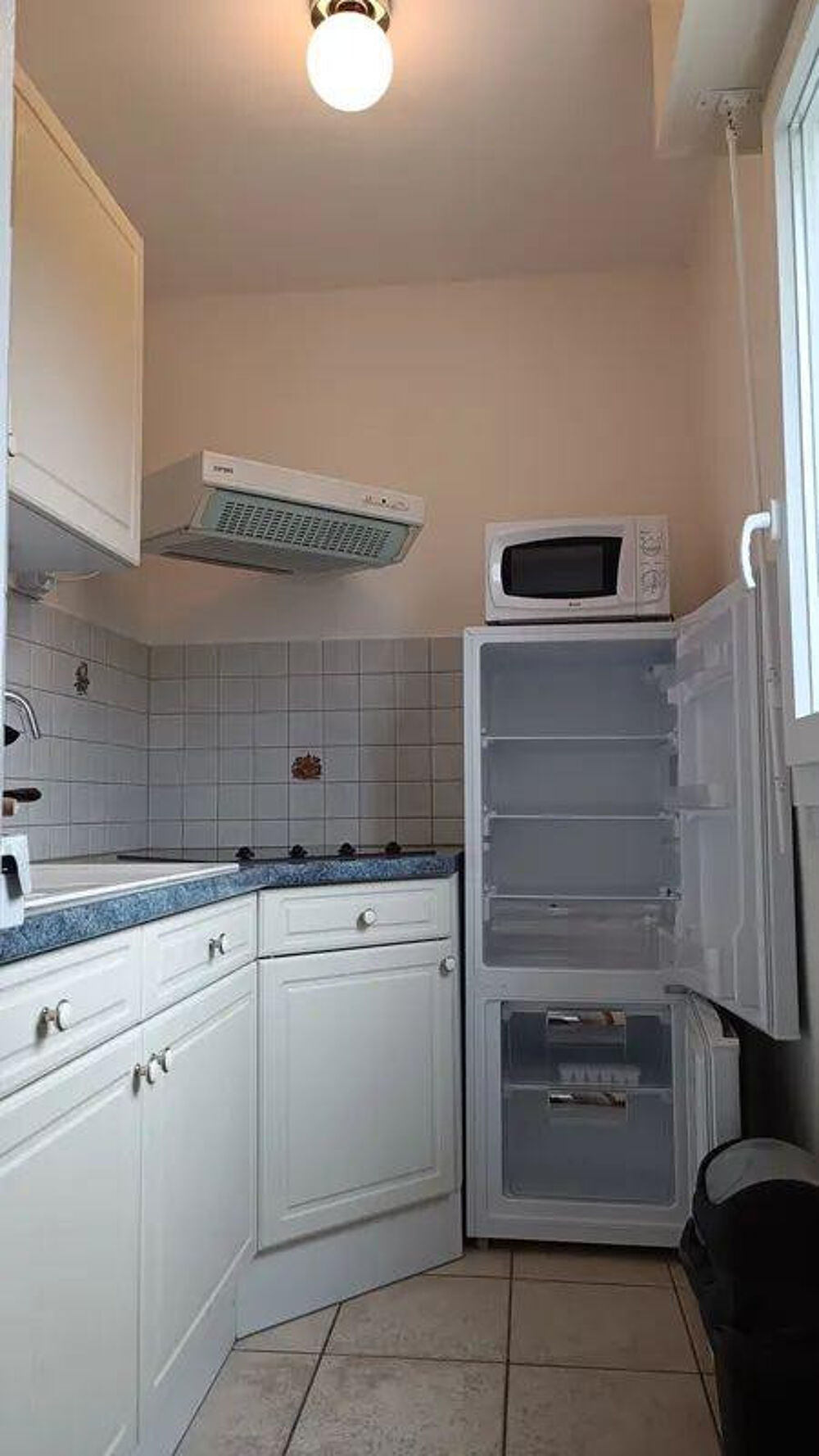 Location Appartement Beau studio meublé 27m2 à Metz Vallières Metz