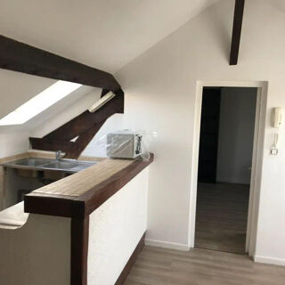 Location Appartement Superbe 2P meublé 25m² rue de la ville en pierre Nantes