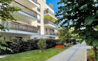 Location Appartement Superbe 2 pièces LA DEFENSE tout équipé Puteaux