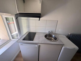  Appartement à louer 1 pièce 22 m²