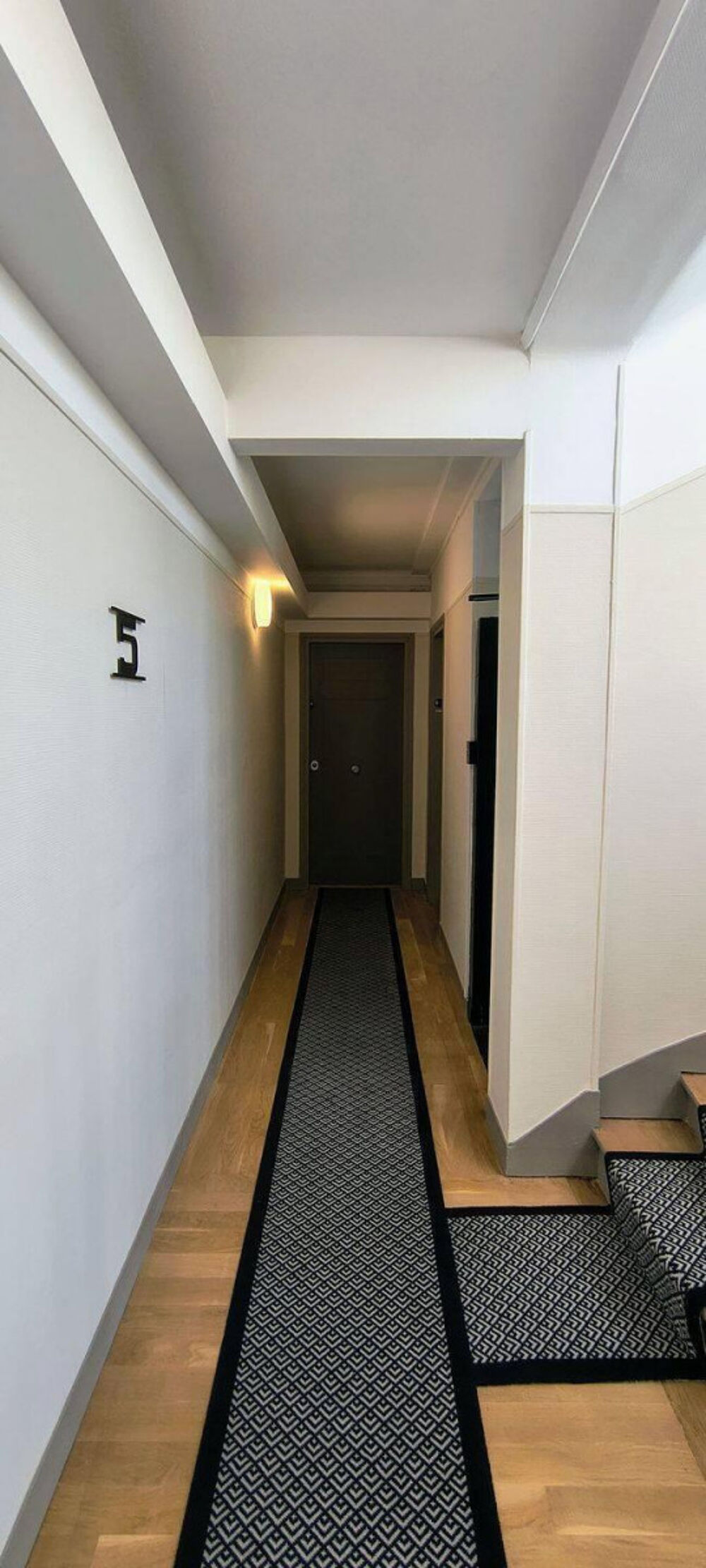 Location Appartement Beau studio meublé 29m² entièrement rénové Paris 15