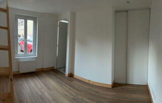  Appartement à louer 2 pièces 31 m²