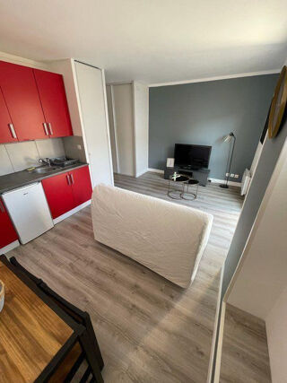 Location Appartement Beau studio meublé 22m² rue Ponsardin Reims