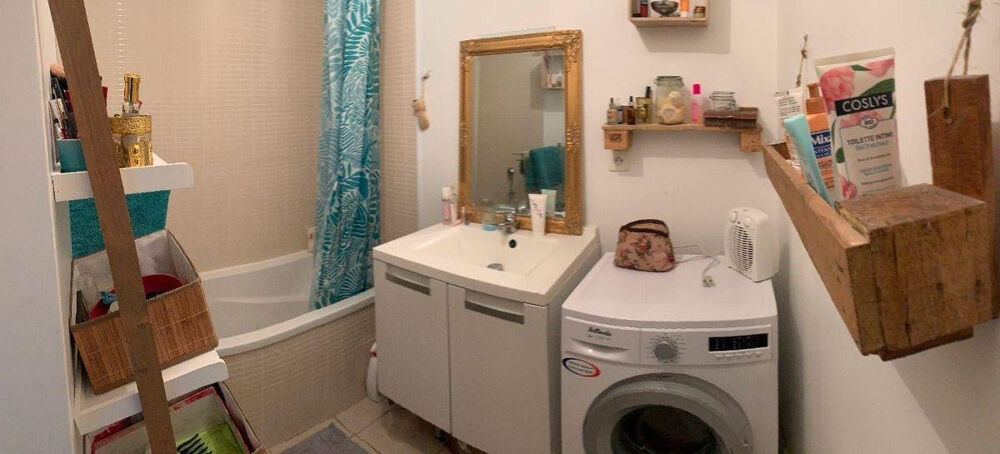 Location Appartement Beau F2 meublé  43m² + parking Lille