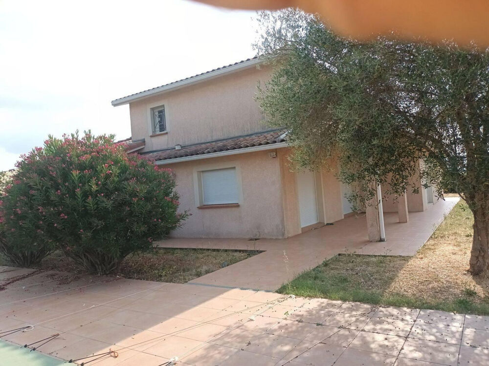 Location Maison Villa T6 de 205 m2 habitable avec piscine Aussonne