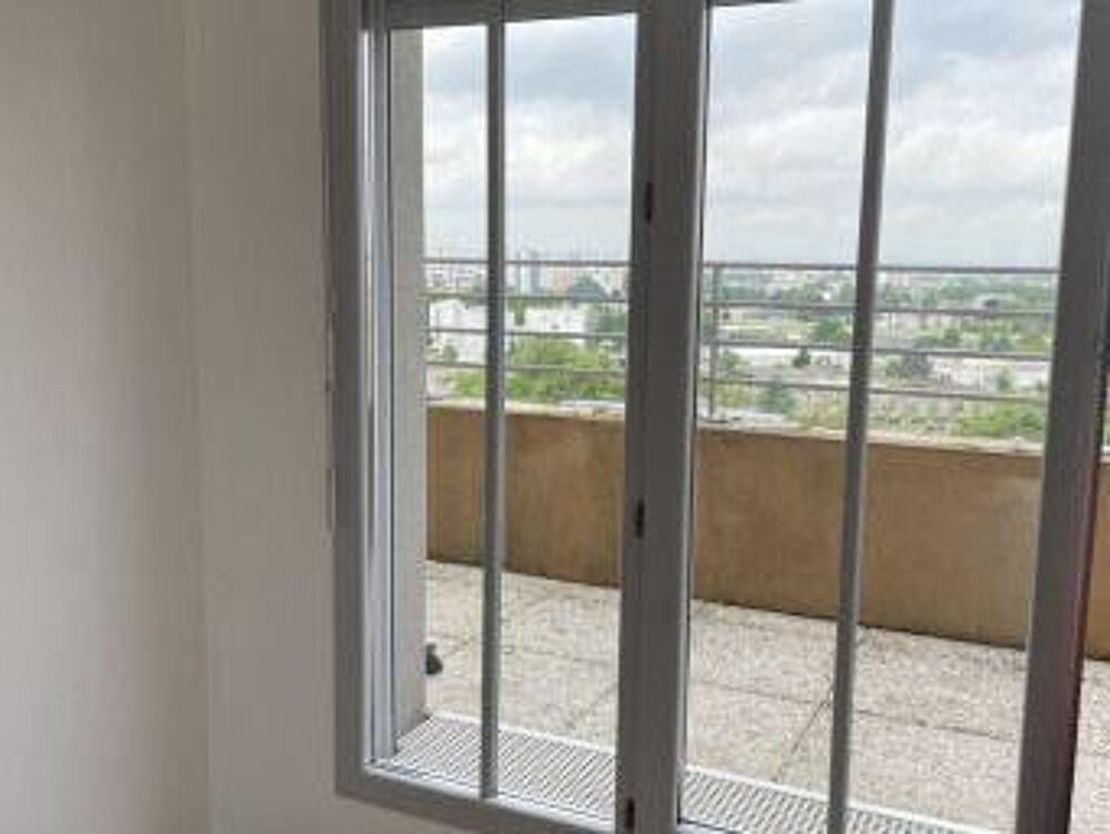 Location Appartement Beau 2P meublé 47m² avec grande terrasse Noisy-le-sec