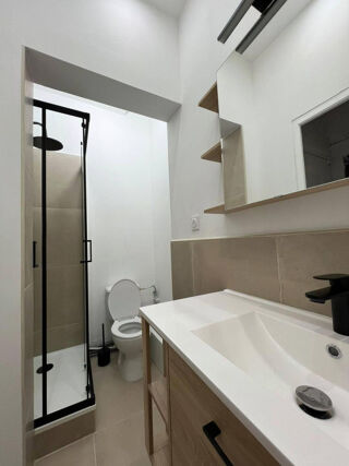 Location Appartement Superbe T2 33m² rénové et traversant Saint-Étienne