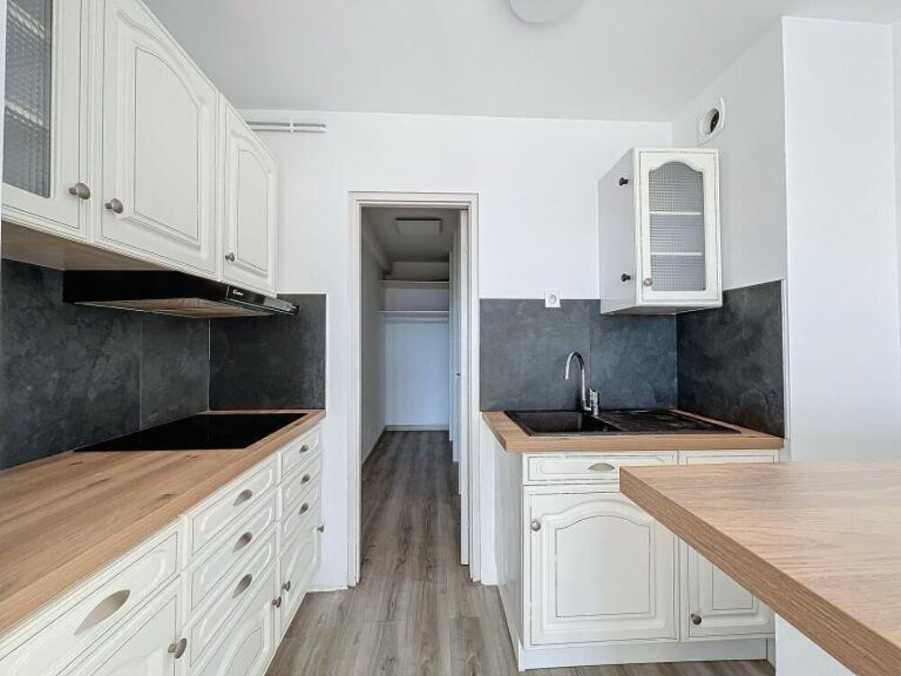Location Appartement T2 au 9ème étage exposé plein sud Perpignan