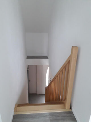  Maison à louer 5 pièces 88 m²